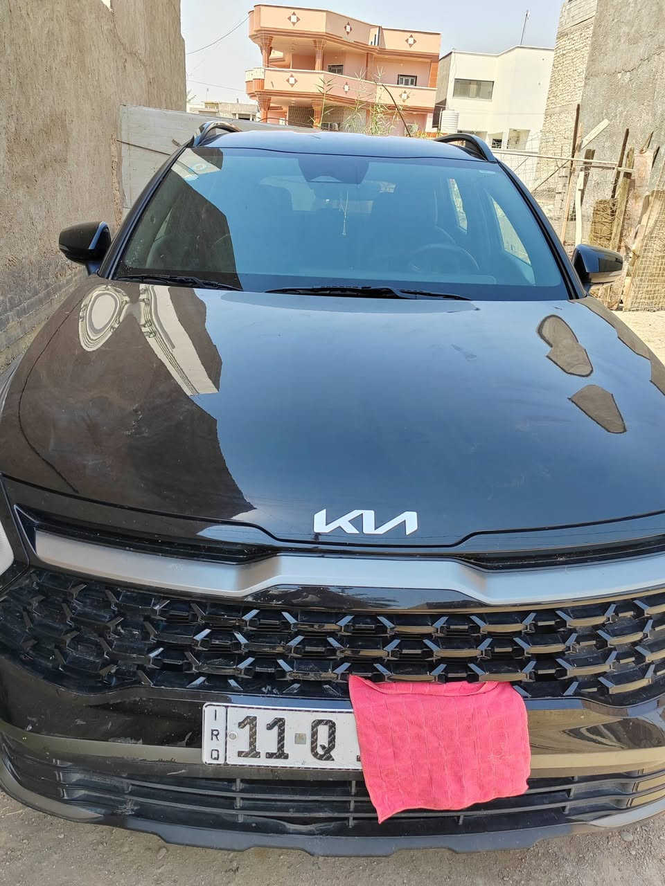 السلام عليكم ورحمة الله وبركاته
للبيع كيا سبورتاج 2024

الفئة: LX وارد أمريكي - دفع أمامي

اللون: أسود ملكي

المحرك: 2500cc | الكير: 8 سرعات
دخول ذكي وشاشة ترحيب عدة انواع
التبريد قطعتين لمس 
شاشة متصلة لمس كبيره
وضعيات قيادة 4
تحديد مسار وتحكم ستيرن 
قيادة شبه ذاتية
هاند بريك كهربائي
اوتو هول
رادارات أمامية وجانبية وخلفية 
مثبت سرعة ومواصفات أخرى 
الماشي: 39,616 كم فقط

الرقم: بغداد -سنوية جديده

الحادث: خلفي صندوق ومبدل فقط

السعر: 220 ورقة 

العنوان: هيت

للاستفسار: ***********
