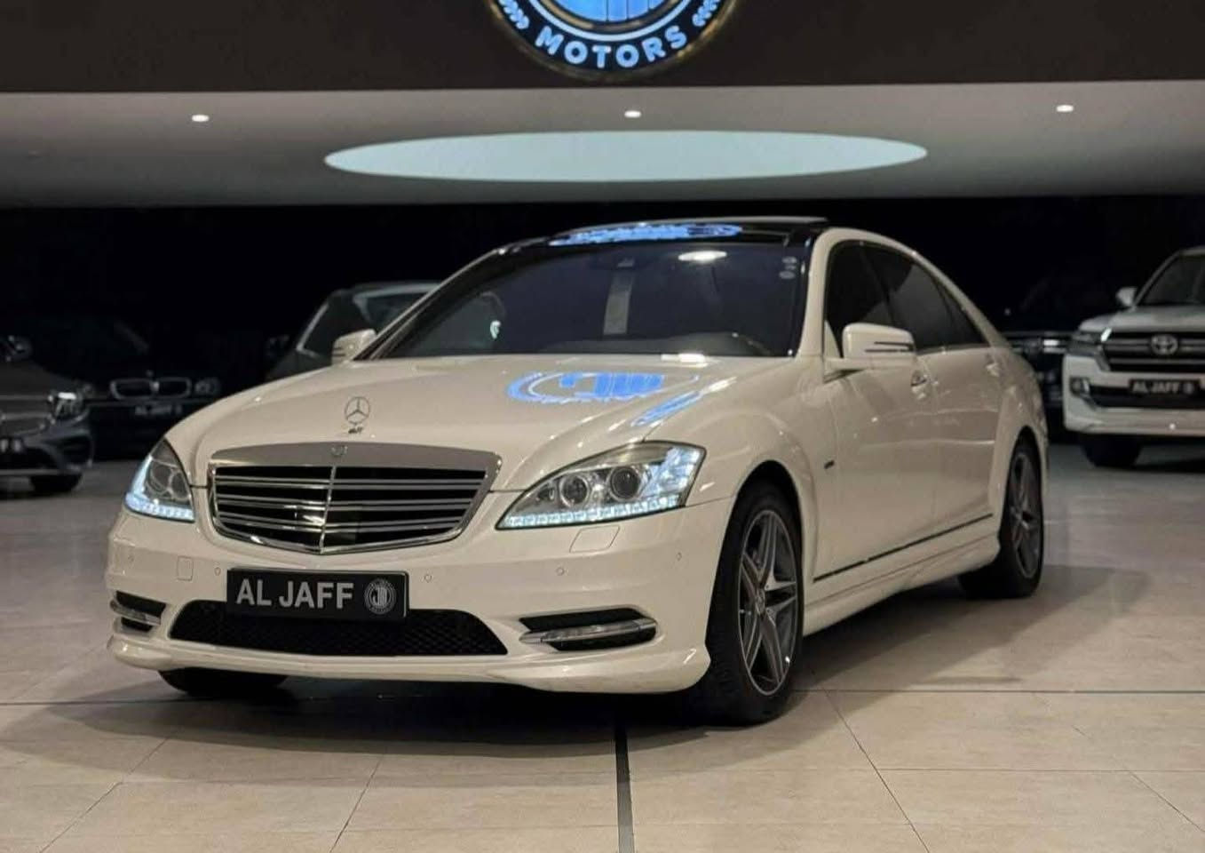 ‏‎ للبيع فقط Mercedes Benz *********** S350 AMG 
‏‎‏ Mercedes Benz S350 AMG
‏‎اخوان السيارة استلام شركة مارسيدس يعني و كاله خليجي صفر شركه باجگر ضمان دولي  سوجين 
........................................
‏‎مكفوله مابي اي نقص كفالة عامه من دعاميه لي دعاميه گير محرك كلش بشرط من الشدوخ من الحادث والصبغ
الرصعات داخل قرميطي السياره بحالة الوكاله
‏‎

سيارة فول مواصفات 

‏‎موديل 2012 صفر شركة اربيل
‏‎ماشيه 150الف كيلومتر حقيقي
‏‎سيارة بلادي AMG
‏‎کشنات جلد
‏‎كشنات خلفي امامي كهرباء  وتدفئه وتبريد
‏‎كشنات مساج
‏‎كشنات ٤ ميموري
‏‎بانوراما
‏‎ثلاجه بلادي
‏‎ناظور ليلى
‏‎ويل AMG بلادي 
‏6 سيدي جنجر
‏‎ديفيدي خلفي وشاشات عرض 2
‏‎ريموت كونترول داخلي
‏‎لايتات زينون اوتو
‏‎نظام اناره عالي ناصي ولاياتات تصعد وتنزل ويمين ويسار حسب اتجاه السياره وحركتها اوتوماتيك
‏‎حساس مطر اوتو
‏‎تحكم ستيرن
‏‎صندوق شفط
‏5 بردات كهرباء
‏‎تبريد قطعتين ويه التكم
‏‎ميز طعام 2
‏‎مرايات تعتيم اوتو
‏‎دبلات تعلى وتنصى تحكم داخلي ب 3 انظمه عالي ومتوسط وسبورت
3 انظمه سياقه سبورت وعادي وكستم
‏‎نظام دخول وخروج السايق من المقعد الامام
‏‎مري شفط
‏‎تجوات كهرباء
12 سماعه هارمان كارديون
14يرباك
‏‎حساس امامي خلفي
‏‎كاميره خلفيه
‏‎باب شفط 
‏5 أبواب وجنطه بصمه
‏‎تشغيل بصمه
‏‎شاشه تسجيل دواره
‏‎تحكم بالبانوراما والأبواب والبردات من خارج السياره
‏‎السياره s class بلادي خليجي
‏‎اناره 3 الوان
‏‎ناظور ليلي رادار امامي
‏‎باقي  المواصفات معروفة 
‏‎‏‎رقم سليمانيه  رقم و سنويه جديد بي اسمي
‏‎‏‎شرط تحويل نفس اليوم
‏‎‏‎مكان السياره اربيل 
سعر السياره 260 ورقه وبيها مجال الشراي 
رقم صاحب سيارة : ***********
