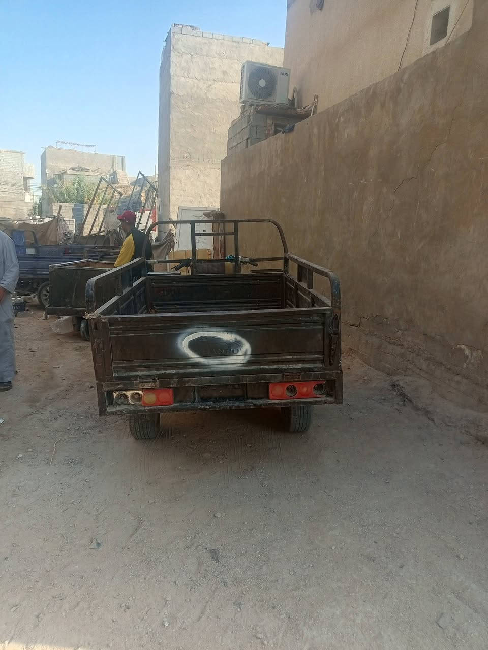 سلام عليكم ستوته البيع مديل 18كللك مكفوله سعر 850وبيها مجال قليل مكاني جامعت فريحه ***********
