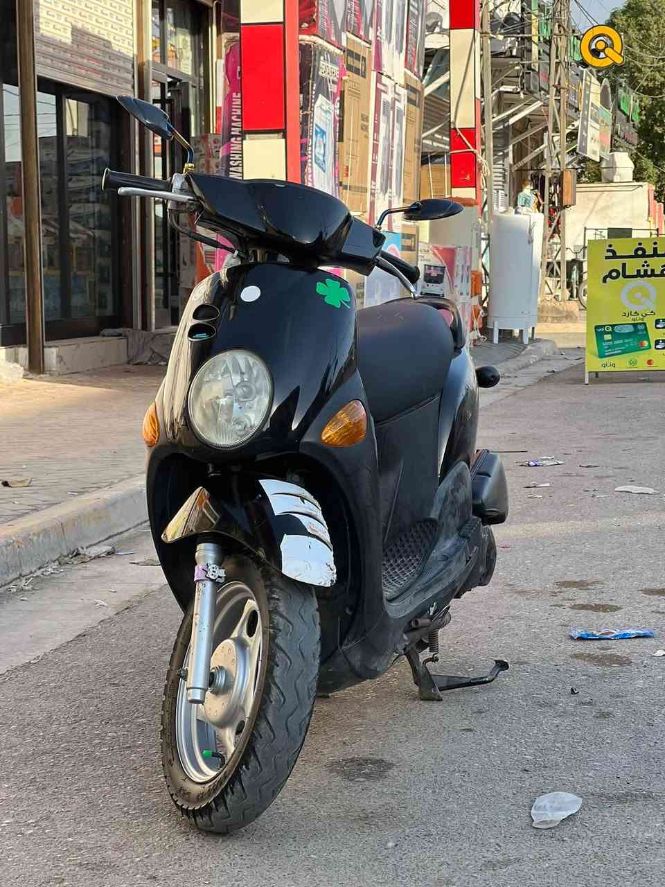 فله لون اسود للبيع السعر 1200وبيه مجال قليل الدراجه جديده حيل مستعجل عله بيعته العنوان الديوانيه مركز 0775906476
