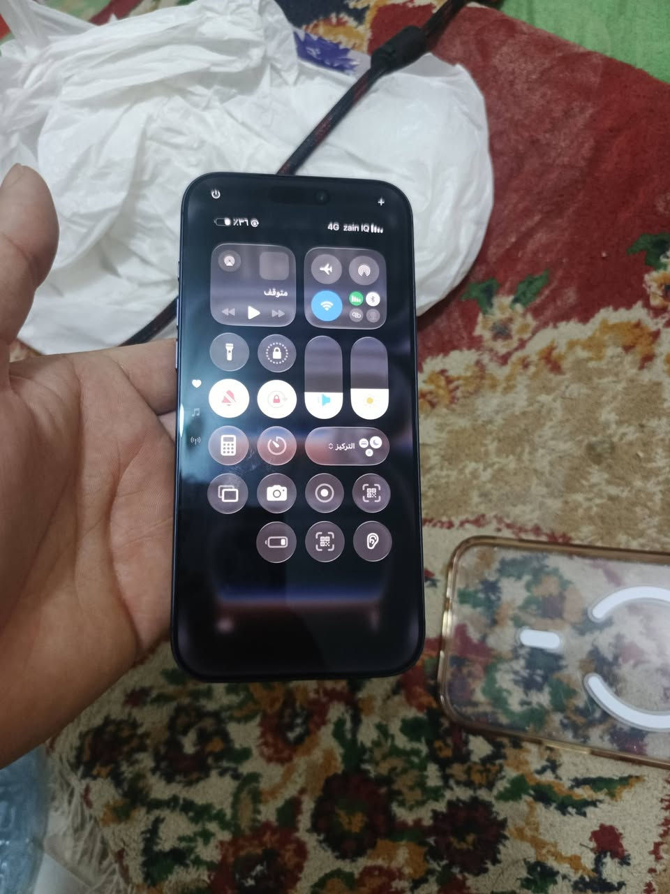 ​للبيع: آيفون 17 برو ماكس (نسخة الشرق الأوسط - شريحة فعلية + eSIM)
الحالة: كالجديد تماماً، بدون أي خدش نهائياً، والجهاز لم يخرج من البيت أبداً.

​البطارية: 100%.

​الكفالة: الجهاز داخل الكفالة لمدة 10 أشهر قادمة.

​الاستخدام: خفيف جداً ومقتصر على الواتساب فقط (من 18 يونيو الماضي، أي ما يقارب شهرين ونصف).

​الملحقات: الكرتونة الأصلية والشاحن الأصلي.

​الموقع: بغداد - الدورة.

​السعر: 1,900,000 (مليون وتسعمائة ألف)، وبيه مجال للصاملين والجادين.

​للتواصل (واتساب فقط): ***********
