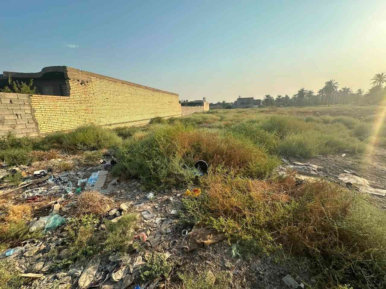 ‏سلام عليكم قطعة ارض للبيع مساحتها 1590 متر مكان القطعة جسر ديالى القديم الصمدي قرب بستان مدحت شارع المعسكر القطعة وصلها ماي وكهرباء  كاملة  خدمات كاملة مكملة الوقع ￼ القطعة ￼https://maps.app.goo.gl/vhNFJ5ZzM3Z2x9r48?g_st=ic  رقم التواصل ￼*********** الثاني‭ ***********‭
￼
