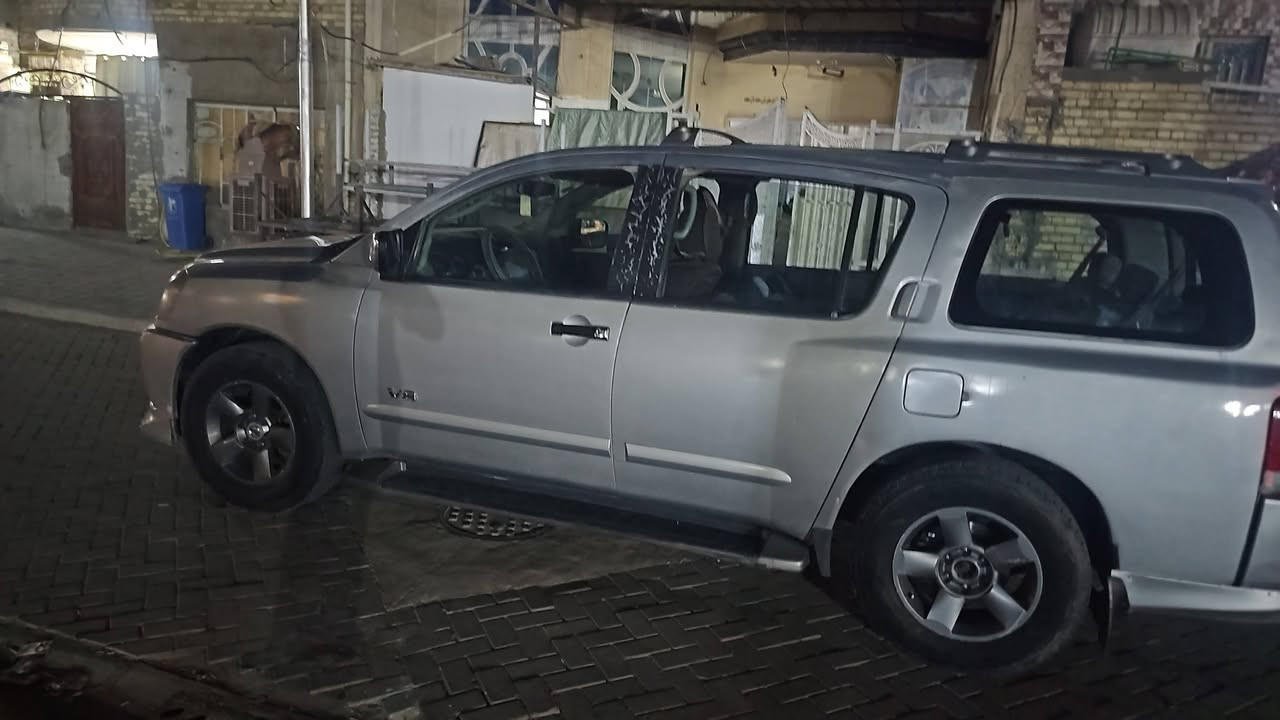 السلام عليكم نيسان اماردة موديل ٢٠٠٥ خليجي ٨ سلندر سيارة كاملة مكينة كير تبريد كلة شغال رقم جديد هزة جديدة  السعر الكلي ١٠ ملاين مقدمة ٥ الشهرية سهلة نتفق عليهة *********** عنواني بغداد مدينة الصدر
