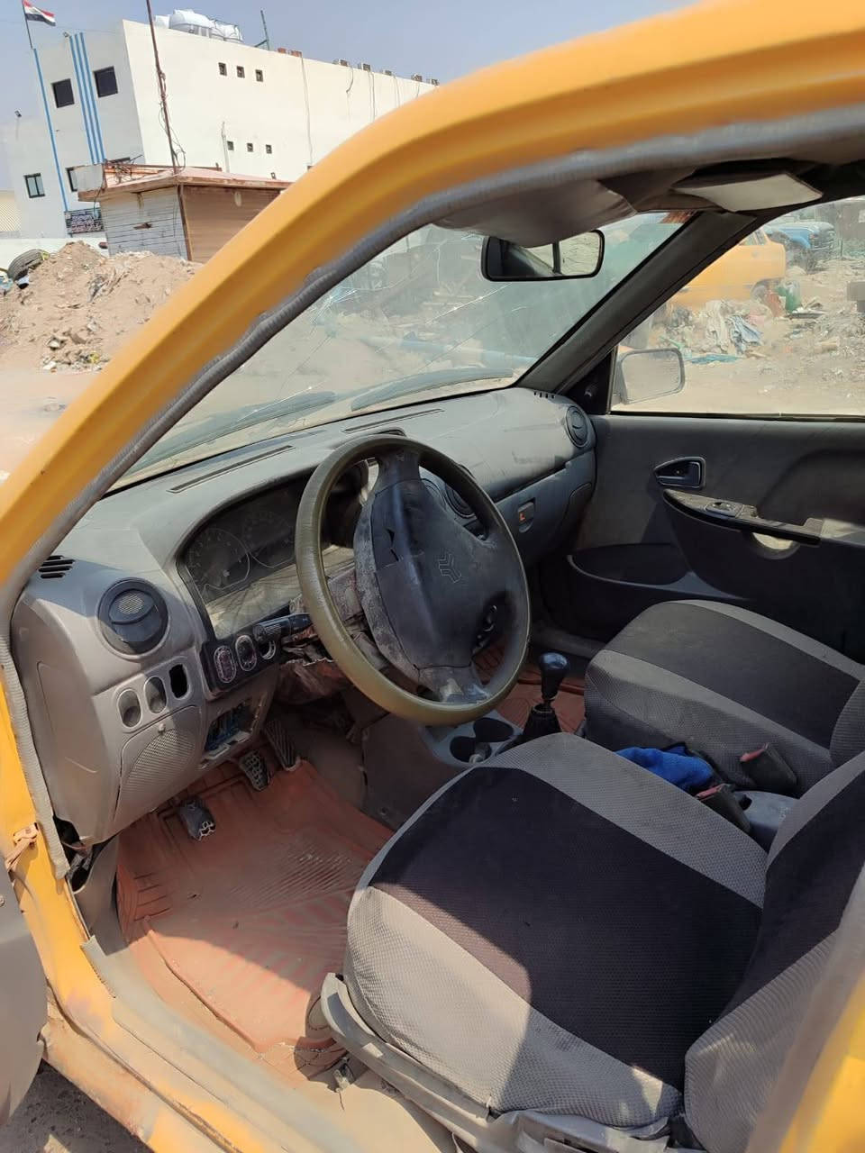 سيارة سايبة للبيع بسعر مناسب لا اتواجد بالفيس التواصل مع صاحب السياره على الرقم 
***********
