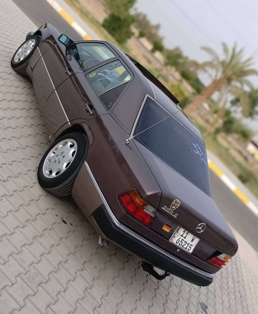 لا توجد تفاصيل

نص مكتوب في الصور:
- سلام عليكم سياره مرسيدس دب موديل السياره 1991رقم بغداد مشروع وطني سنويه جديده رقم جديد تحويل مباشر بلسم السياره جاهزة من كلشي مكان سياره واسط السياره مكفولة كفالة عامه من ضربة كص نقل جثه والوصولايات والصبغ عام جماليه مكينه ولكير عنكبوت بلاد مكفولات تبريد شغال السياره اي نقص مابيه حداديه خلفي امامي جديده تخم تاير جديد السياره استخدام شخصي مامتعوبه قواعد دبلات بلاد السياره كله على بلاد سعر السياره 68 ورقة بيه مجال حك جيه رقم موبايل صاحب سيارة موجود بلنشر ***********