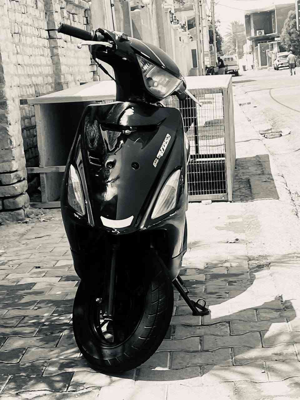 ادرس حديث دراجه مفتوحه مبدل بوش دراجه صافيه تخم تاير كهربايات شغاله سلف وهندر نقصها بس ستان وسط مكاني بدرة ***********
