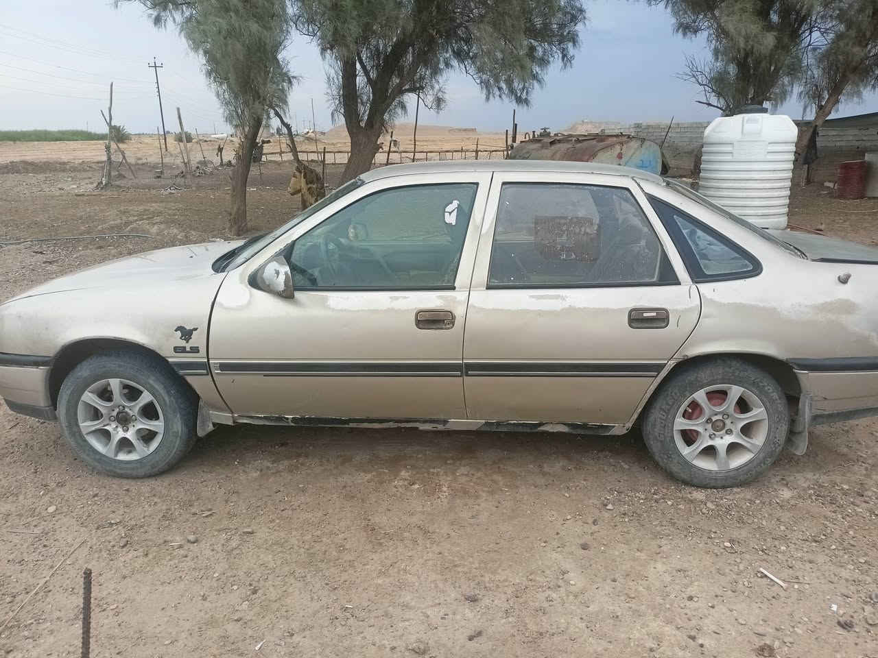 اوبل للبيع فكترا 16 موديل 90 محرك وكير مكفول لا صبق ولا ضربه وكشر شوف العين  
ارقم ألماني سنويه 20030
سعر 30 وبيه مجال ورغم 
راعي سياره ***********
