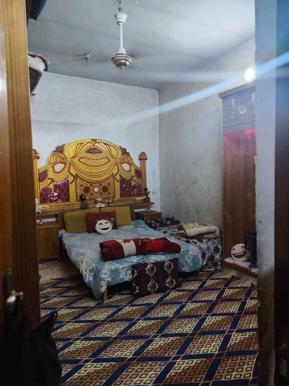 بيت للبيع طابو زراعي مشمول بالتطويب سند 25 ١٠٠م مربعه اساس صب
غرف وصاله واستقبال مكشوفات ٢  ساحه كبيره البيت بي مجاري للشارع البناء بلوك درجه اوله وعكاده وكاشي الشارع٦م المكان بداية علوة الفحل قرب جسر الإمام علي  فرع اسواق الحشد الشعبي قريب عن الشارع   السعر ٣٢ مليون مع المجال للاستفسار, ***********
