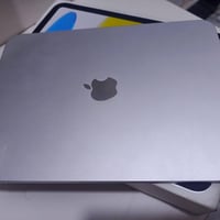 ايباد ١١ • معالج A16 • بطارية ١٠٠% ٦٤ دورة