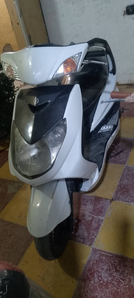 سكنس للبيع نضيفه مكفوله مكان حله اب،550وبيه مجال 
***********
