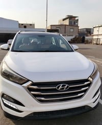 هيونداي توسان 2018 خليجي رقم بغداد باسم المالك  ماشي 95 الف كيلو محرك ...