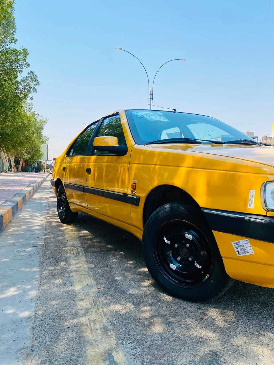 السلام عليكم
بيجو اكد للبيع موديل ٢٠١٦ السياره بيها رنك يعني محركها يحتاجله تجفيت السياره بيها بارد بالجاملغ الامامي جهه السايق صوره الجاملغ موجوده بالمنشور  الباقي كفاله خياس مابيها السياره تبريدها شغال وثلج غرفتها نظيفه تخم تاير جديد منظومه بانزين كامله جديده  سنويه باسمي تحويل ثاني يوم شرط 

مكاني النجف ممتواجد ع الفيس للاستفسار الاتصال 

السعر ٤٠ وبيها مجال 

***********
