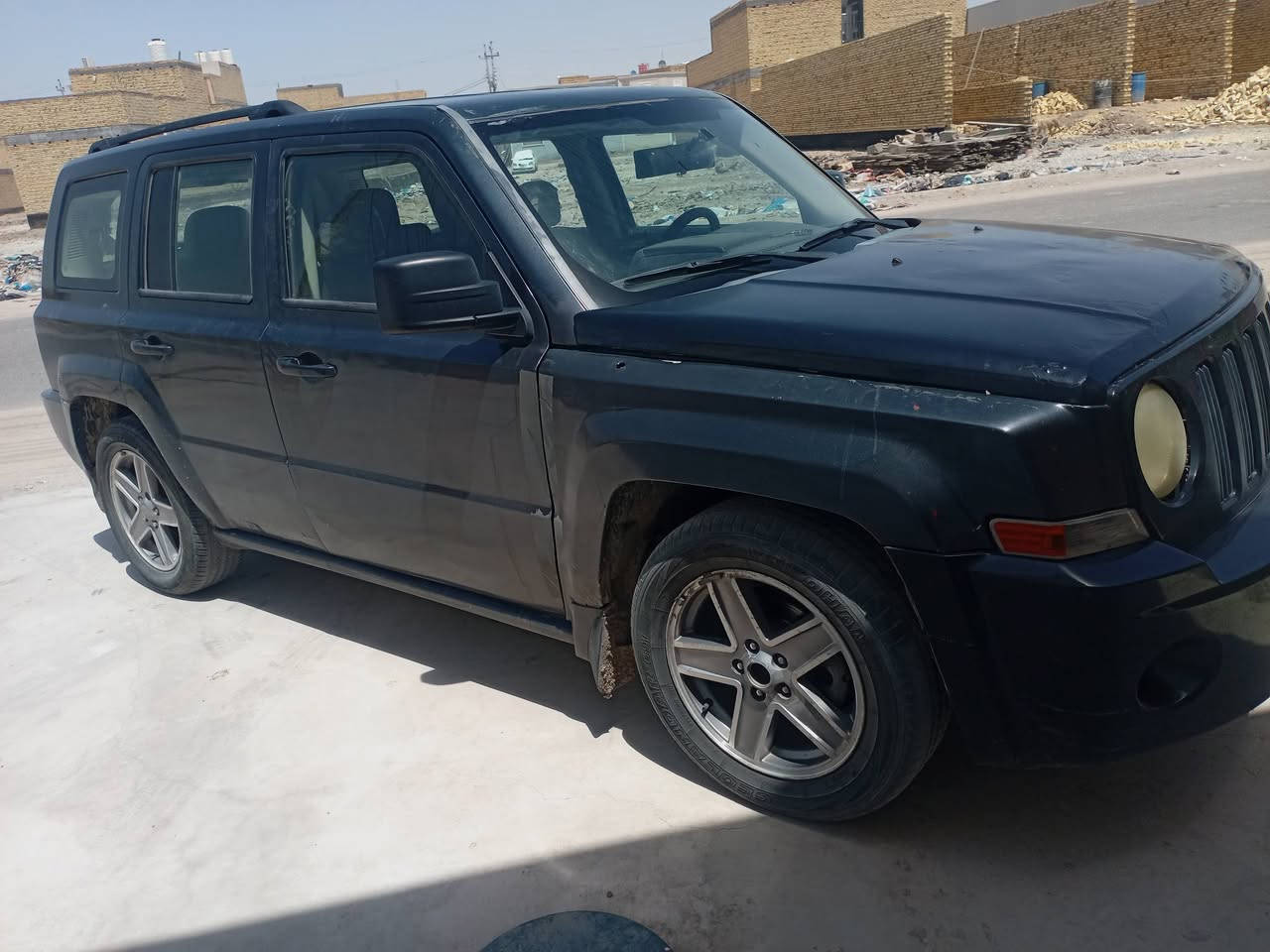باتريوت ٢٠٠٧ بغداد انكليزي جاهزه مكينه وكير وتبريد حادثه جاملق وبنيد بدون دواخل استفسار *********** بالناصريه السعر جوه السوك ٦٥
