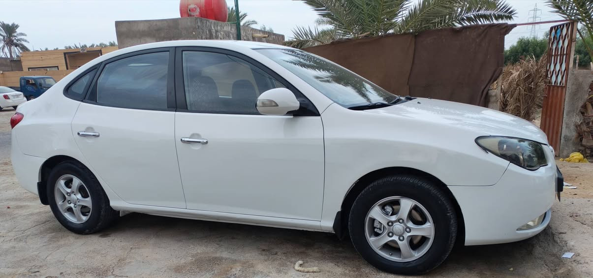 النترا • ٢٠١١ • محرك ١٦٠٠