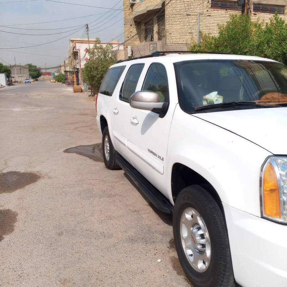 السلام عليكم يوكن ٢٠٠٩ فحل ٨ براغي خليجية طبلة رقم انبار بسمي شرط التحويل السيارة كفاله عامه العنوان الشعب السعر١٧٠ وبيها مجال تخم تاير جديد تورباين جديد تبريد جديد صدر امامي خلفي جديد ***********
