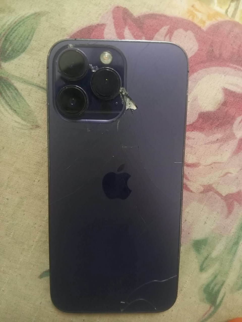 سلام عليكم iPhone 14 Pro ماكس مبدل شاشه وبطاريه ذكره 256 فيس إيدي شغاله كلشي شغاله ب٣٨٠قفل مكاني زعفرانيه وتساب فقط***********
