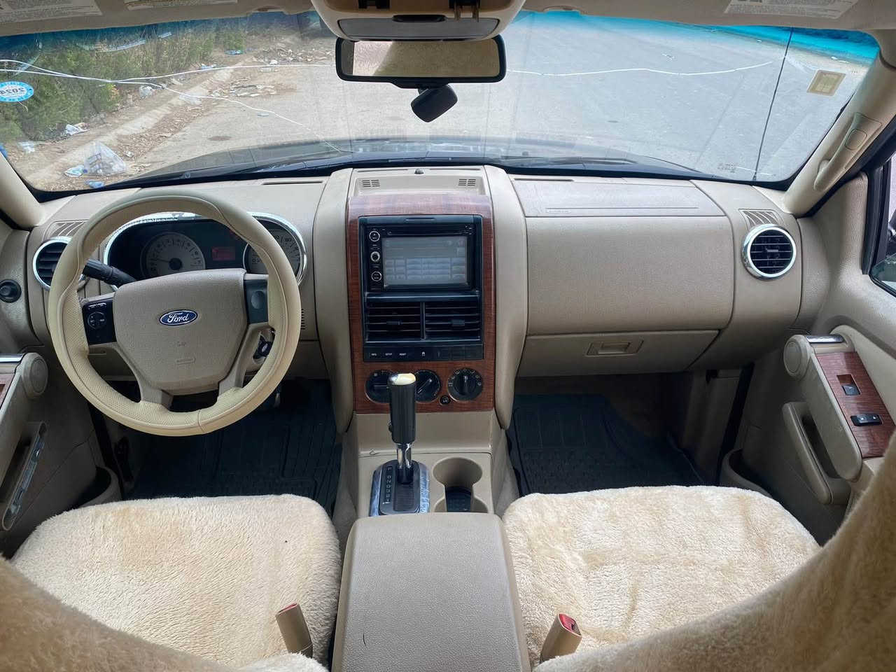 اكسبلور • ٢٠٠٧ • عنوان كلار