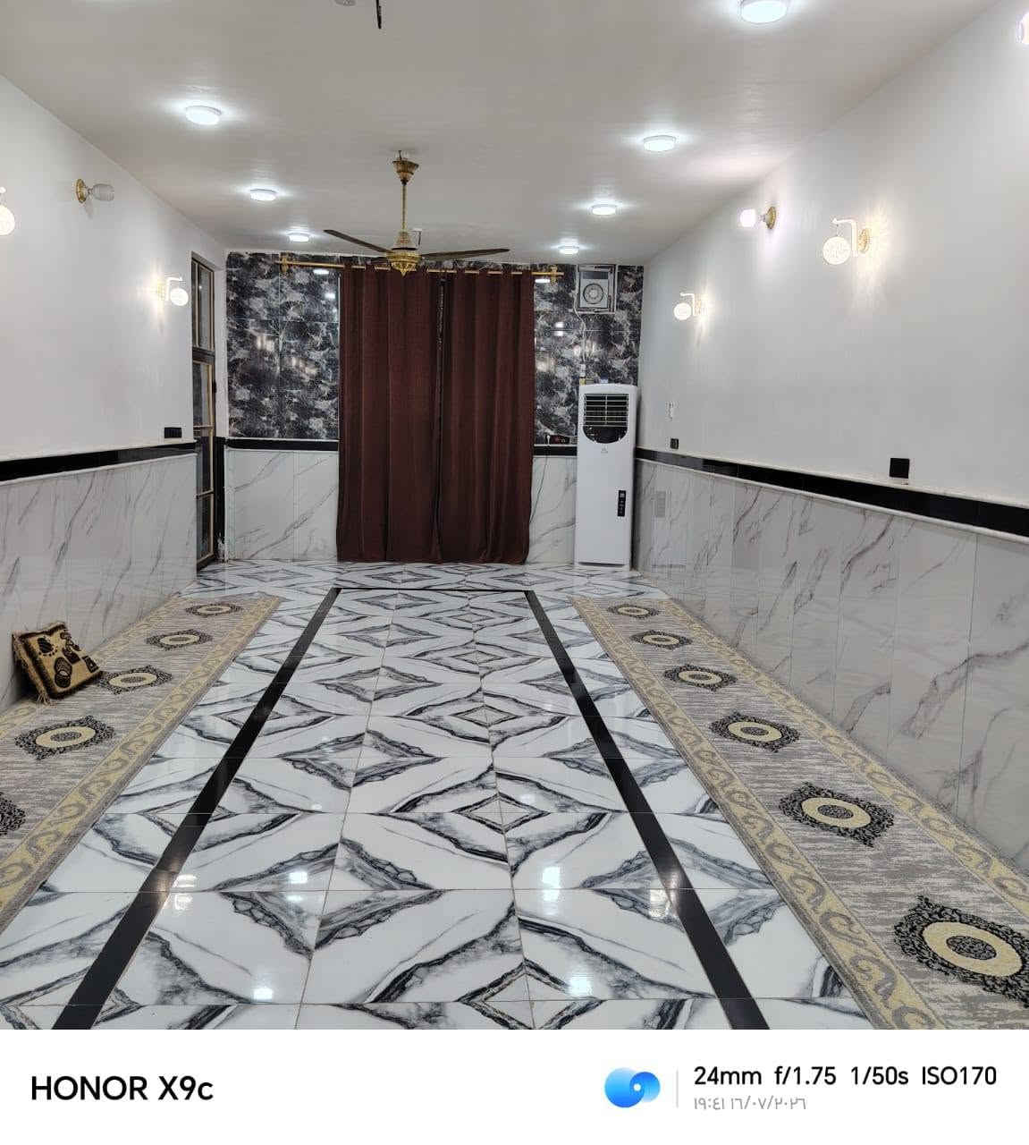 السلام عليكم دار للبيع مساحه 300 متر يحتوي على ثلاث غرف نوم واستقبال وصحيات داخل وخارج بيت كامل شغل درجه اولى زراعي

 طريق يا علي جميع الخدمات ماء كهرباء شوارع سعر البيت 70 وفي مجال للاستفسار خاص  ، 

 بالرقم*********** المدائن, بابل

نص مكتوب في الصور:
- HONOR X9c 24mm f/1.75 1/100s ISO1769 2024/09/02 20:36
- HONOR X9c 24mm f/1.75 1/100s ISO1931 19:16 09/08/2024
- HONOR X9c 24mm f/1.75 1/100s ISO869 19:35 09/08/2026
- HONOR X9c 24mm f/1.75 1/50s ISO173 ١٩:٤١ ٢٠٢٦/٠٧/١٦
- HONOR X9c 24mm f/1.75 1/50s ISO278 ١٩:٤١ ١٦/٠٧/٢٠٢٦
- HONOR X9c 24mm f/1.75 1/50s ISO275 19:41 2024/07/16
- HONOR X9c 24mm f/1.75 1/50s ISO170 ١٩:٤٠ ١٦/٠٧/٢٠٢٦
- HONOR X9c 24mm f/1.75 1/50s ISO170 ١٩:٤١ ١٦/٠٧/٢٠٢٦
- HONOR X9c 24mm f/1.75 1/50s ISO253 19:42 16/07/2026
