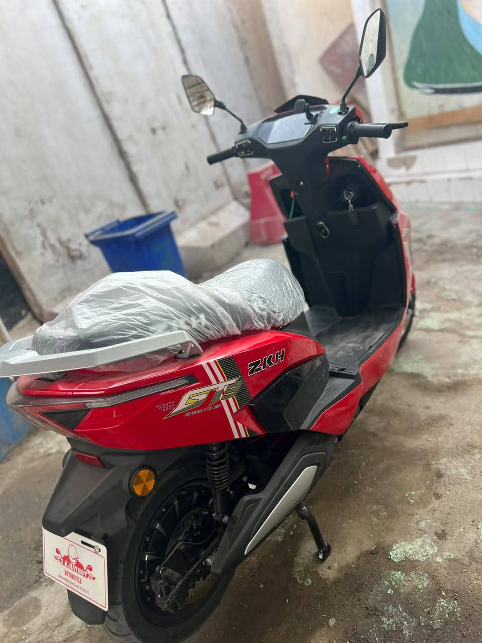 GT9 • ٦ بطاريات • حالة المعرض