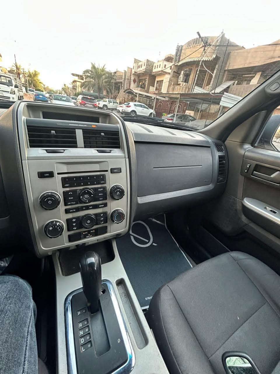 فورد سكيب موديل 2011 ماشية 105 الف ميل سيارة كلين فقط بارد سونار  في المنشور فتحة تحكم ستيرن جهتين نظام ABS  سيارة جديدة رقم بغداد مكان سيارة بغداد حي العدل سعر 95 ورقة الاتصال ***********

