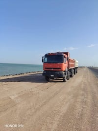 عكرب ابلاديه • قاطره ومقطور • مكينة ٤٠٠