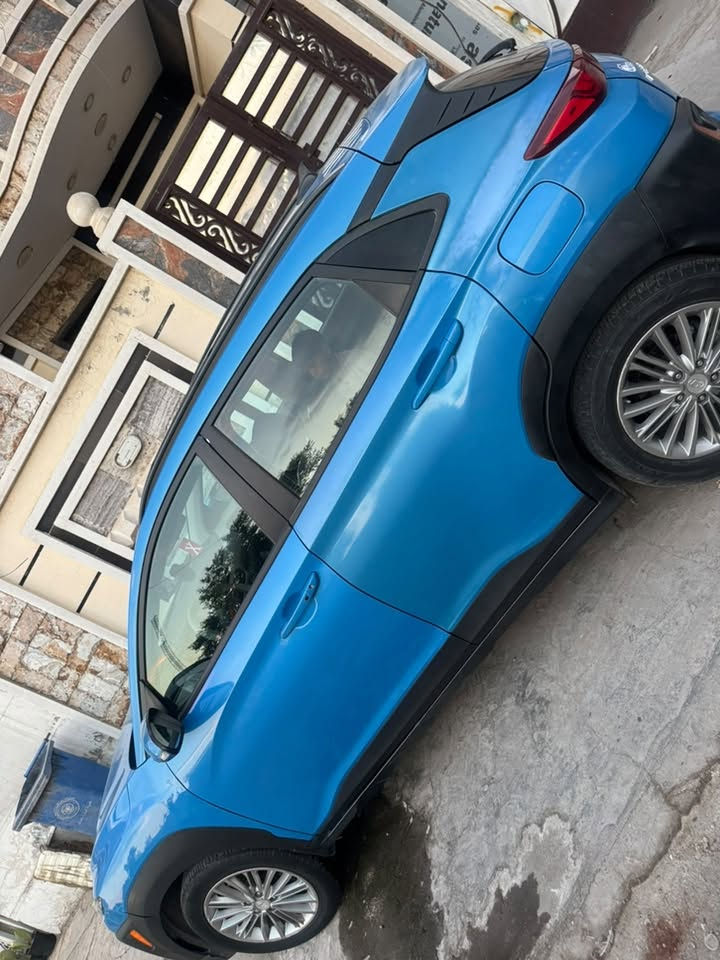 السعر 125 وبيها مجال بسيط جداً  
كونا 2021 رقم بغداد محرك 2000 دوش كير at بصمة دوشمه جديده
 ماشيه 44
سونار بالمنشور كير محرك مكفول
حادثها بابتين 
مكانها حي اور الشعب
***********

نص مكتوب في الصور:
- (جيد)
- حالة الشاصي
- حالة الشاصي الايمن (سليم)
- حالة الشاصي الايسر (سليم)
- حالة اللغد الايمن (سليم)
- حالة اللغد الايسر (سليم)
- حالة اللغد
- حالة العجلات
- (متوسط)