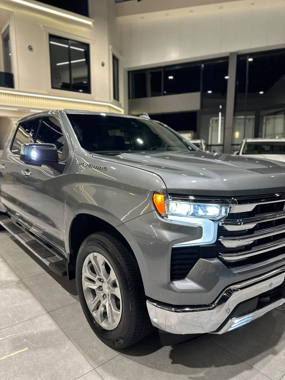 سيلفرادو LTZ • ٢٠٢٤ • بدون صبغ