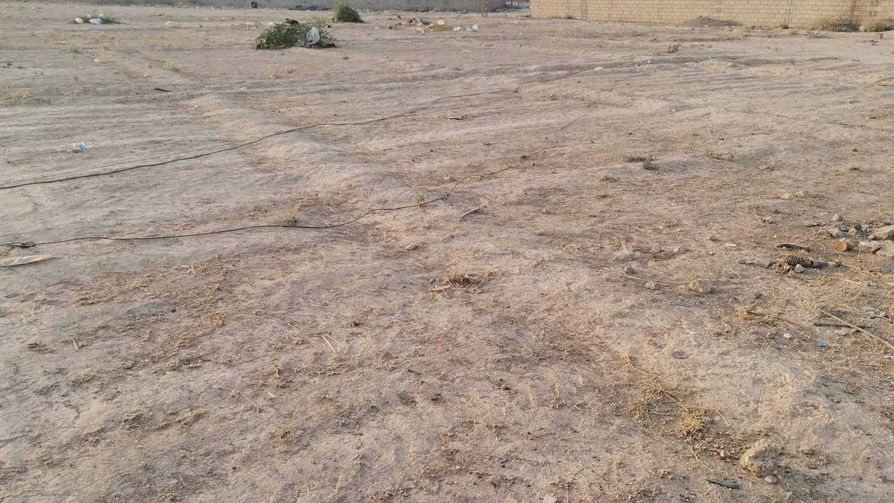 أرض سكنية • ٤٠٠م • قرب جامعة النبراس