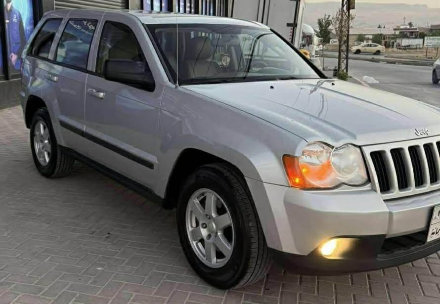 فرۆشتنی جیب -
​مۆدێل: 2008
​رۆشتوو: 185 هەزار کیلۆمەتر (بەشەرت، زۆر کەم رۆشتووە و لۆکە)
​بۆیاخ: بێ بۆیاخ، تەنها یەک کارتی بچووکی هەیە بۆیاخ تەنک مرخوب .
​تایبەتمەندی و مواسەفات:
​دەبڵ ئەکسل (4x4)
​گێر و مەکینە بەشەرت
​ئاوێنە کارەبا
​کوشن کارەبا
​تەبرێت لەسەر سوویچ
​چوار تایەی تازەی لەسەرە
​سیارەکە ماڵی دۆستە و زۆر خاوێنە، هیچ مەسرەفێکی تێدا نییە.
​شوێن: چەمچەماڵ
ژمارەی پەیوەندی: ***********
