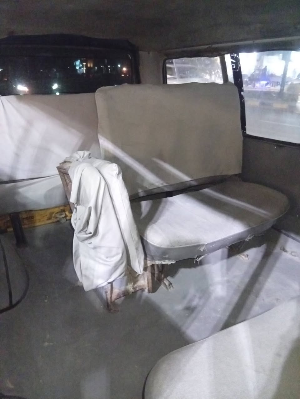 سلام عليكم بستا للبيع موديل 93
28
وبيها مجال 
سياره تخبل أحله من صور ونضيفه وجاهزها 
عوزها شي بسيط تأيرات جدد
باتري جديد 
مكان سياره نجف 
***********
