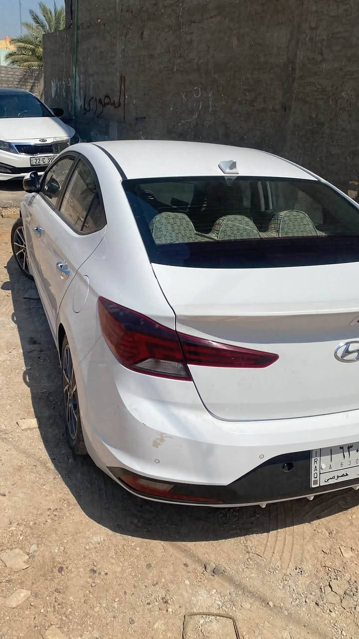 سلام عليكم فانتي ٢٠ معوقين انبار باقيله ٨ اشهر سياره كفاله ماعده دوسه صبغ متواجد لانبار بغداد ***********
