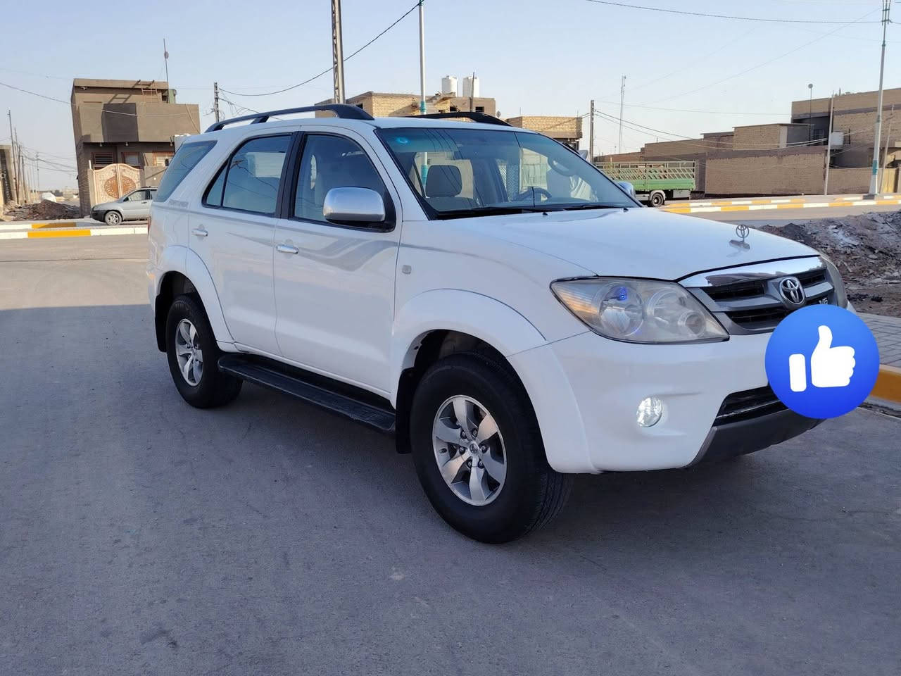 تويوتا فورجنر موديل ٢٠٠٦ رقم بصره نكليزي بسمي. مكينه ٦ سلندر. تبريد قطعتين. بيه رشات صبغ بدون تبديل اي قطعه. سياره جاهزه من كلشي. السعر ١١٨ وبي مجال للمشتري مكان السياره السماوه وللاستفسار ***********
