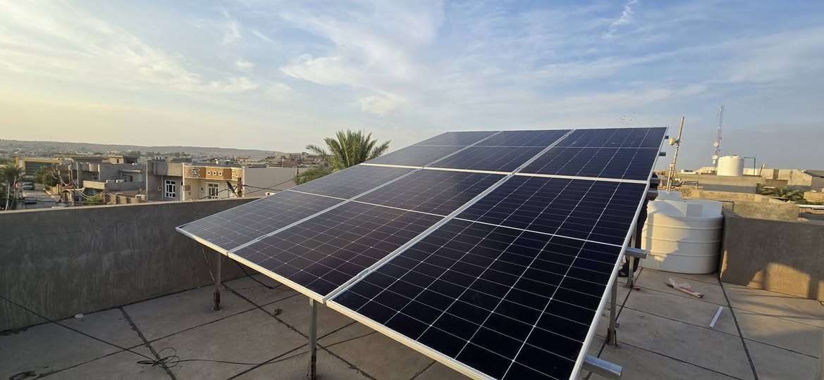 نظام كهروضوئي • ألواح لونجي 650W • بطارية ليثيوم 16KWH
