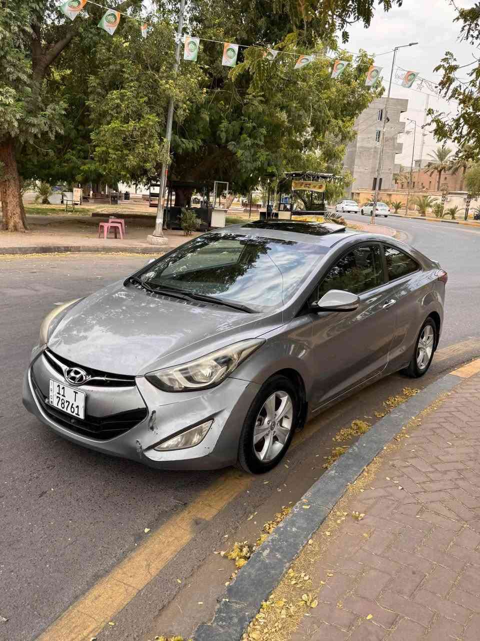 السلام عليكم..
النترا خليجي 2016  مكفوله تك باب
محرك 1600 دوش بدون دفاااانز 
رقم بغداد 

مواصفات :
-سلايد روف
-تحكم مري + مري شفط 
-تحكم ستيرن جهتين
-شاشة كبيرة لمس
-كامرة دوارة
-نظام قيادة سبورت / نورمل / ايكو 
-بلوتوث + اوكس + USB

السيارة من 2016 يمنه مكفولة من دعامية للدعامية خليجي
 بيها بس بعض الرصعات بجوانب وبارد بالبنيد كد شبر 
تبريد ثلج مكينه كير مكفول وباتري جديد 

السعر  ( ٨٦ ورقة ) وبيها مجال وبالعافية ع ياخذها 
للاستفسار *********** بغداد, العراق
