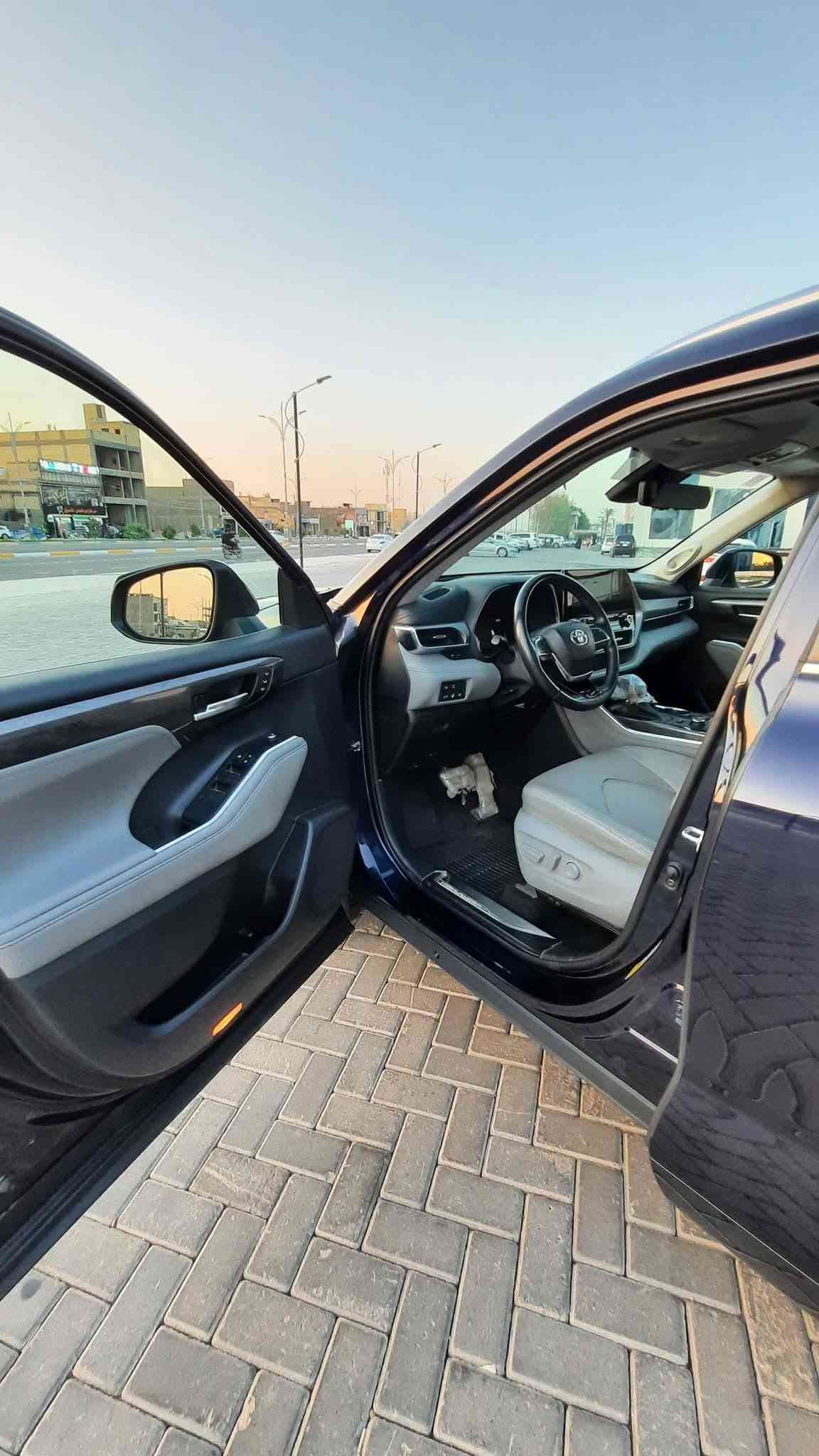 هايلندر 2021 v6 بلاتينيوم فول مواصفات رقم بغداد
عنوان السياره كربلاء للاستفسار 
***********
***********
