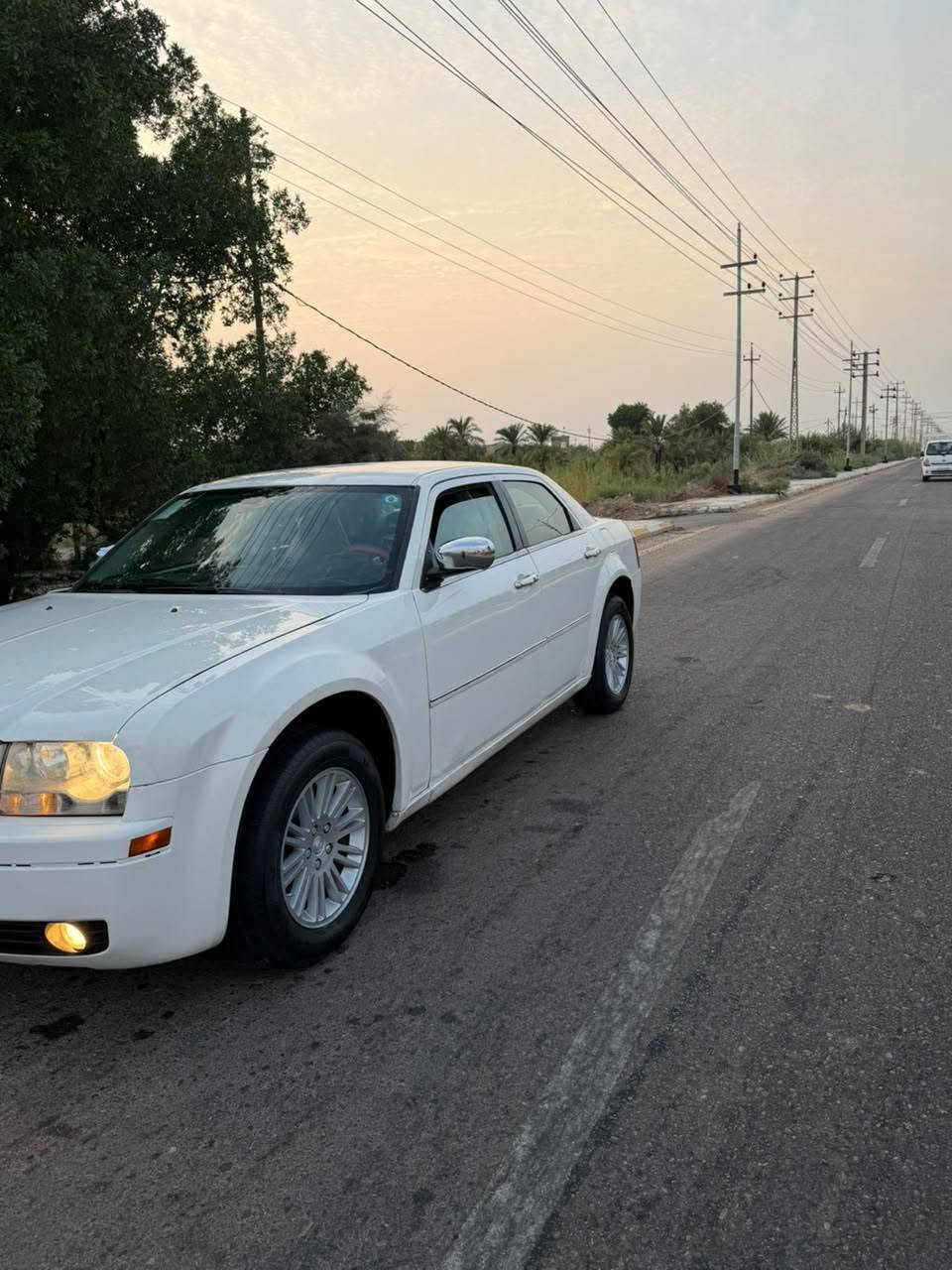 كرايسلر 300 • للبيع