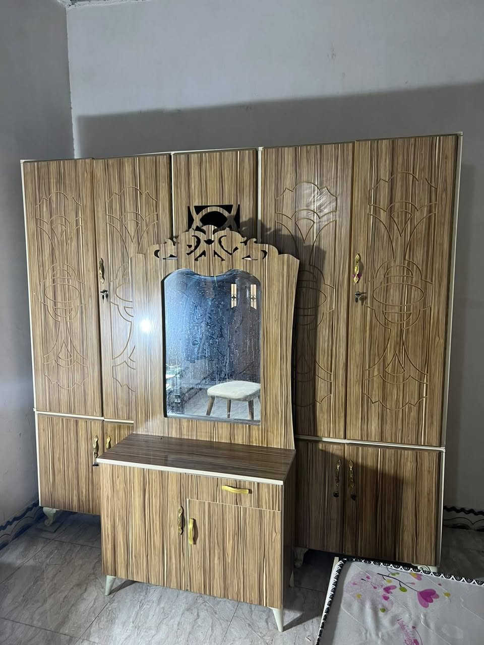 خشاب • للبيع