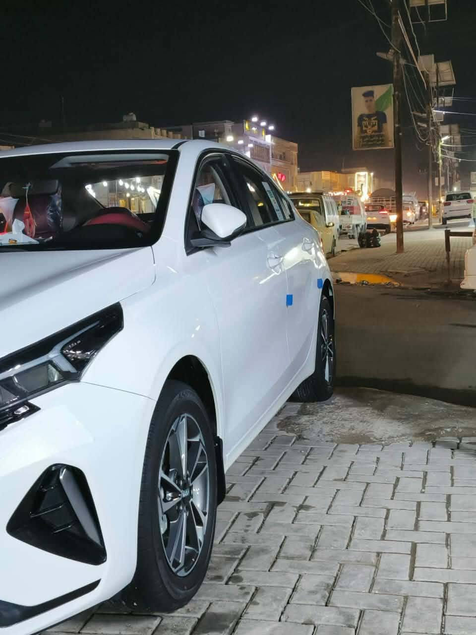 السلام عليكم موديل 24 بغداد باسمي مكفوله السياره جديده جدا ماشيه 22 سعر 147 وبيه مجال عنوان البياع شرطه الخامسه ***********
