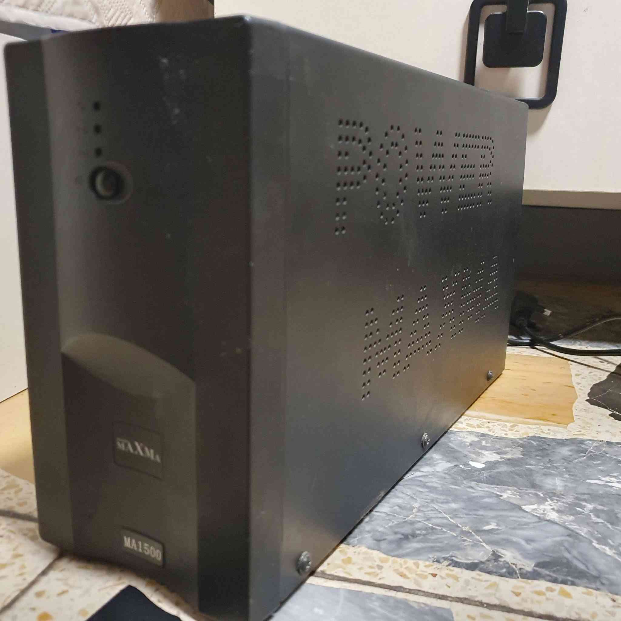 Ups 1500
من شركا ماكسيما حالة البطارية متوسط 
السعر ٤٠الف
بغداد شارع فلسطين
***********
