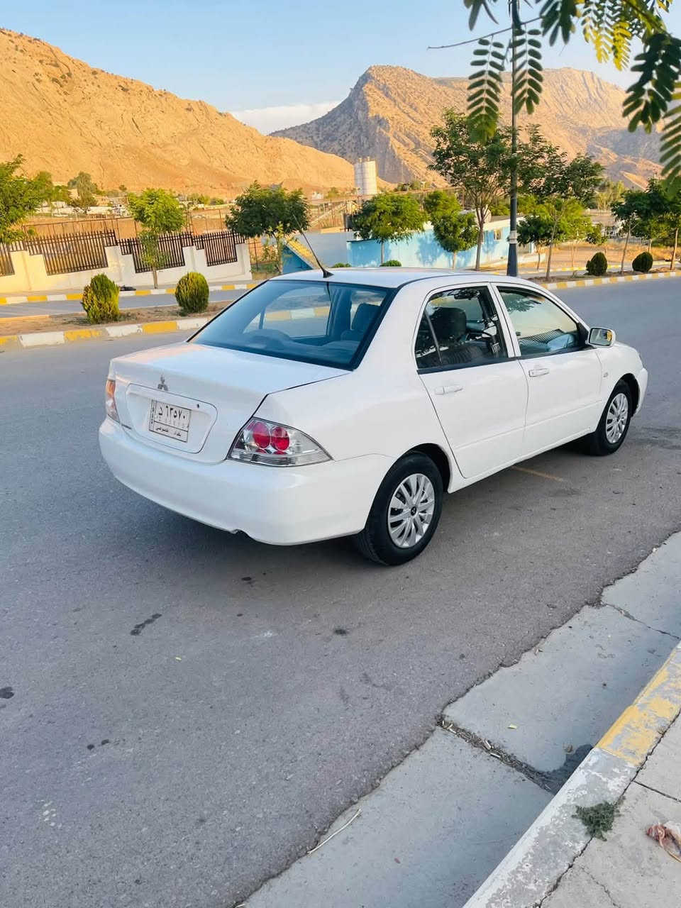 لانسر • ٢٠١١ • اوتوماتيك