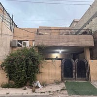 للبيع للبيع يوجد لدينا بيت 200م في منطقه حي الجهاد الامانه مقابيل تشجي...
