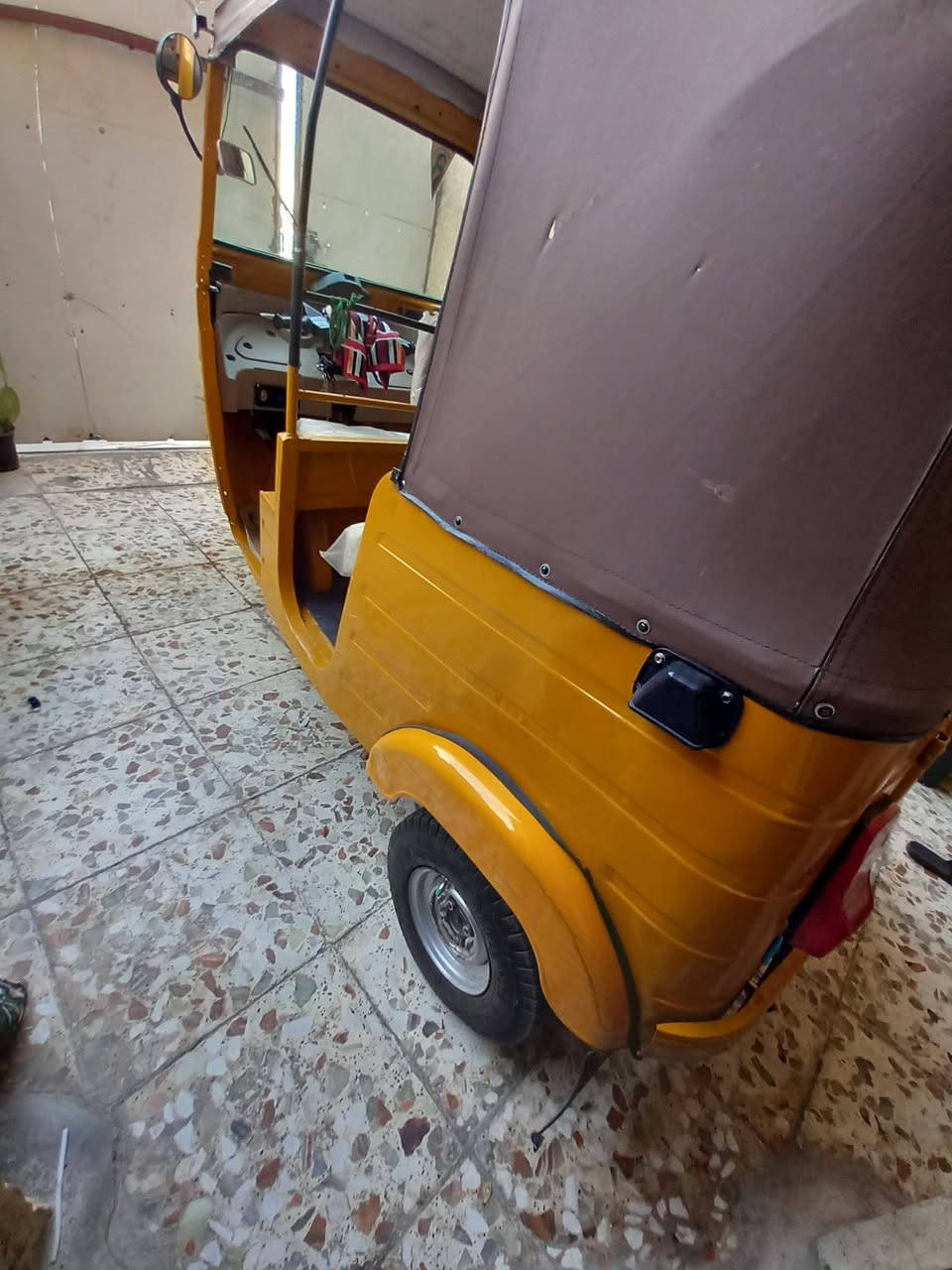السلام عليكم
للبيع موديل 2020 
كل شيء مكفول + مرقمه وثاني يوم تحويل 
السعر على خاص او اتصال وبي مجال .
***********
