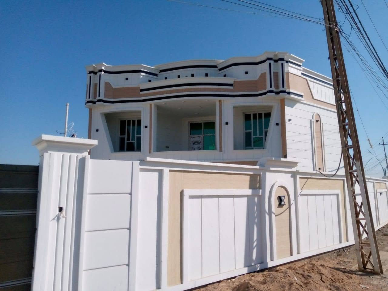 سلام عليكم خلفه لبخ وتنفيذ كافه أنواع الواجهات ***********
