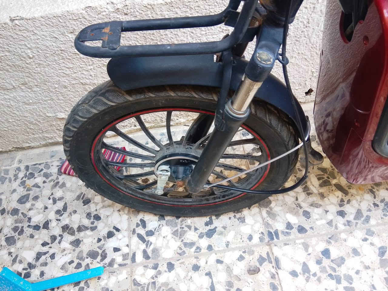 للبيع دراجه شحن نظيفه كلش تحتاج فقط بطاريات..السعر 250
العنوان نجف ميلاد فاو 
***********
