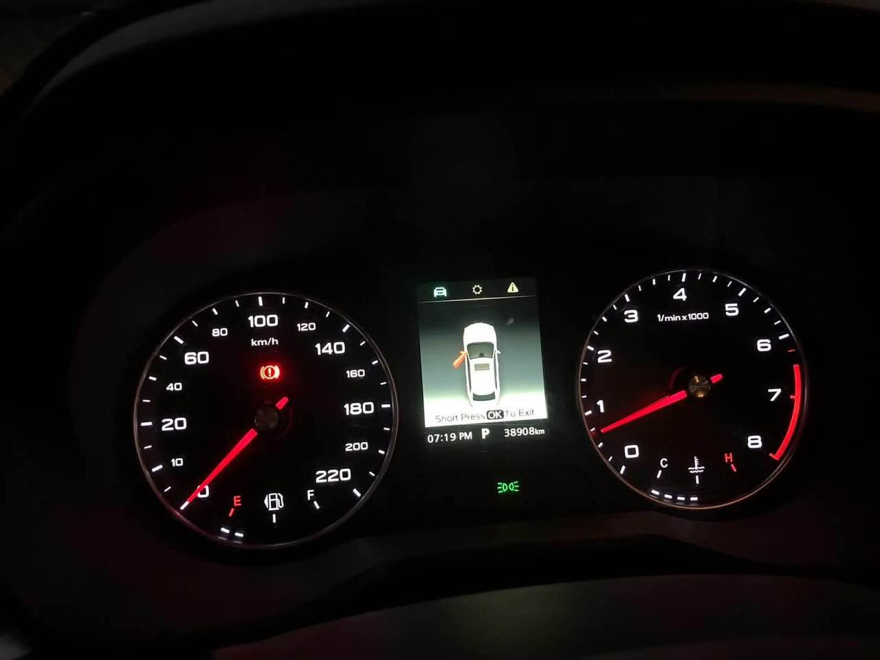 mg2024 
مواسەفات کۆمفۆرتە بەسمەو کامیرا
سەیارەکی زۆر پاکو خاوینە هیچی نییە 
بەناوی خۆمە بێ کێشەیە ٣٩ هەزار رۆشتوە
داوای ١٠٠ لێدەکەم 
لە هەولێرم *********** أربيل, العراق
