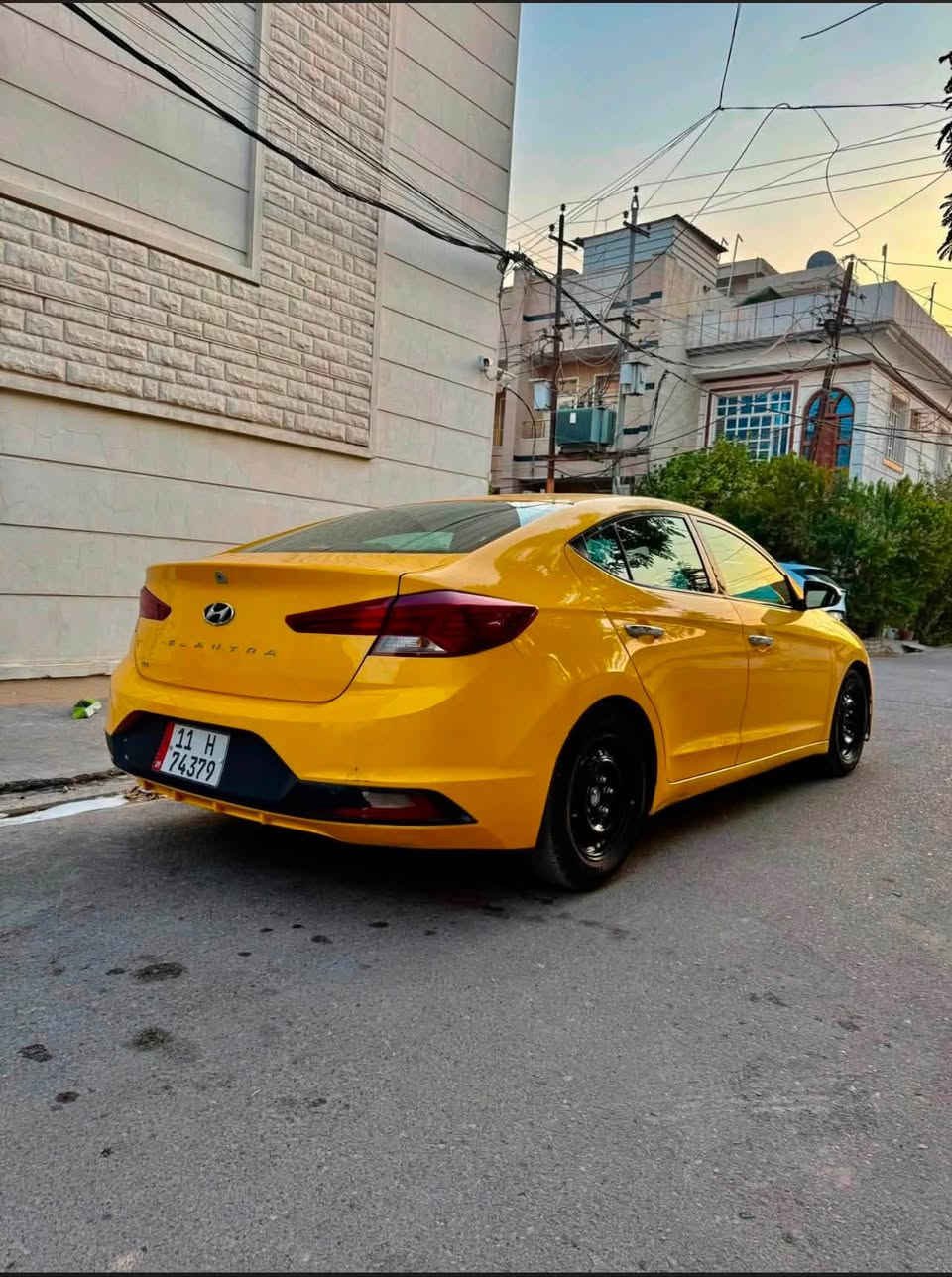 🚗 هيونداي النترا 2020 (وارد أمريكي) - للبيع 🚗
​لأصحاب النظافة والسيارات الاقتصادية، النترا موديل 2020 بحالة ممتازة وجاهزة للاستخدام فوراً.
​📌 أبرز المواصفات:
​الموديل: 2020
​المحرك والنظام: مجهزة بـ منظومة غاز (اقتصادية جداً وعملية).
​ناقل الحركة (الجير): CVT (ناعم واقتصادي باستهلاك الوقود).
​المسافة المقطوعة (الماشية):81000
​الوضع الميكانيكي: الصدر والحدادية بحالة ممتازة (جديدة).
​الكهربائيات: كل الكهربائيات والأنظمة شغال مية بالمية وبحالة الوكالة (جديدات بالكامل).
​🛠️ تفاصيل الحادث:
​الحادث: وارد أمريكي، الحادث بالصندوق فقط (تم التصليح بالكامل وبشكل احترافي وبدون أي تأثير على شاصي أو لغد).
​السعر:١٢٧ ورقة
​المكان / سبع ابكار الاعظمية قرب سوق السمكة
***********

