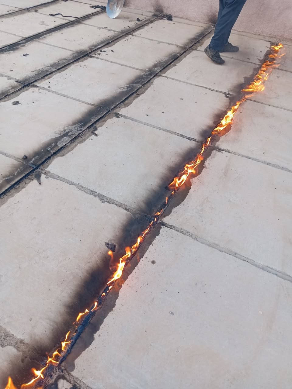 ***********
🏠 مستعدّون لخدمتكم في تنفيذ أعمال العزل بكافة أنواعها!
نقدم لكم أفضل خدمات تطبيك البيوت ودوائر الدولة بأعلى جودة وبإشراف هندسي احترافي.

✨ خدماتنا تشمل:
✔ قلع وتجديد الماستك والإيزوكام
✔ تنفيذ جميع أعمال العزل حسب المواصفات المطلوبة
✔ توفير قير – نايلون – لباد – فلين – تراب
✔ عمل نظيف، سريع، وبجودة عالية

💪 نضمن لك:
• شغل مضبوط
• مواد أصلية
• أسعار مناسبة
• فريق متخصص جاهز لأي مشروع

📲 ل
