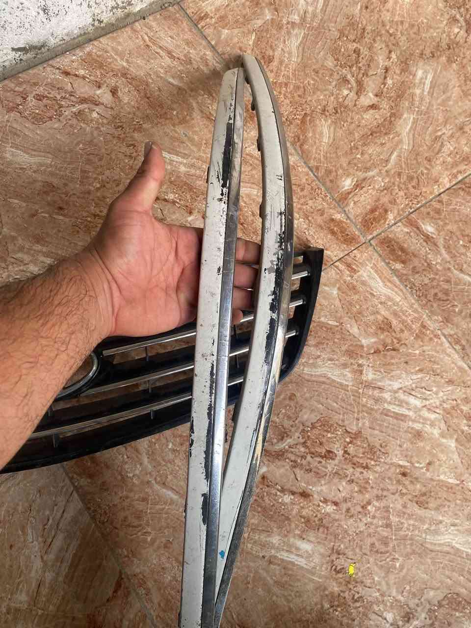 ازيرا ٢٠٠٦-٢٠١٠ • حواجب • دعاميه