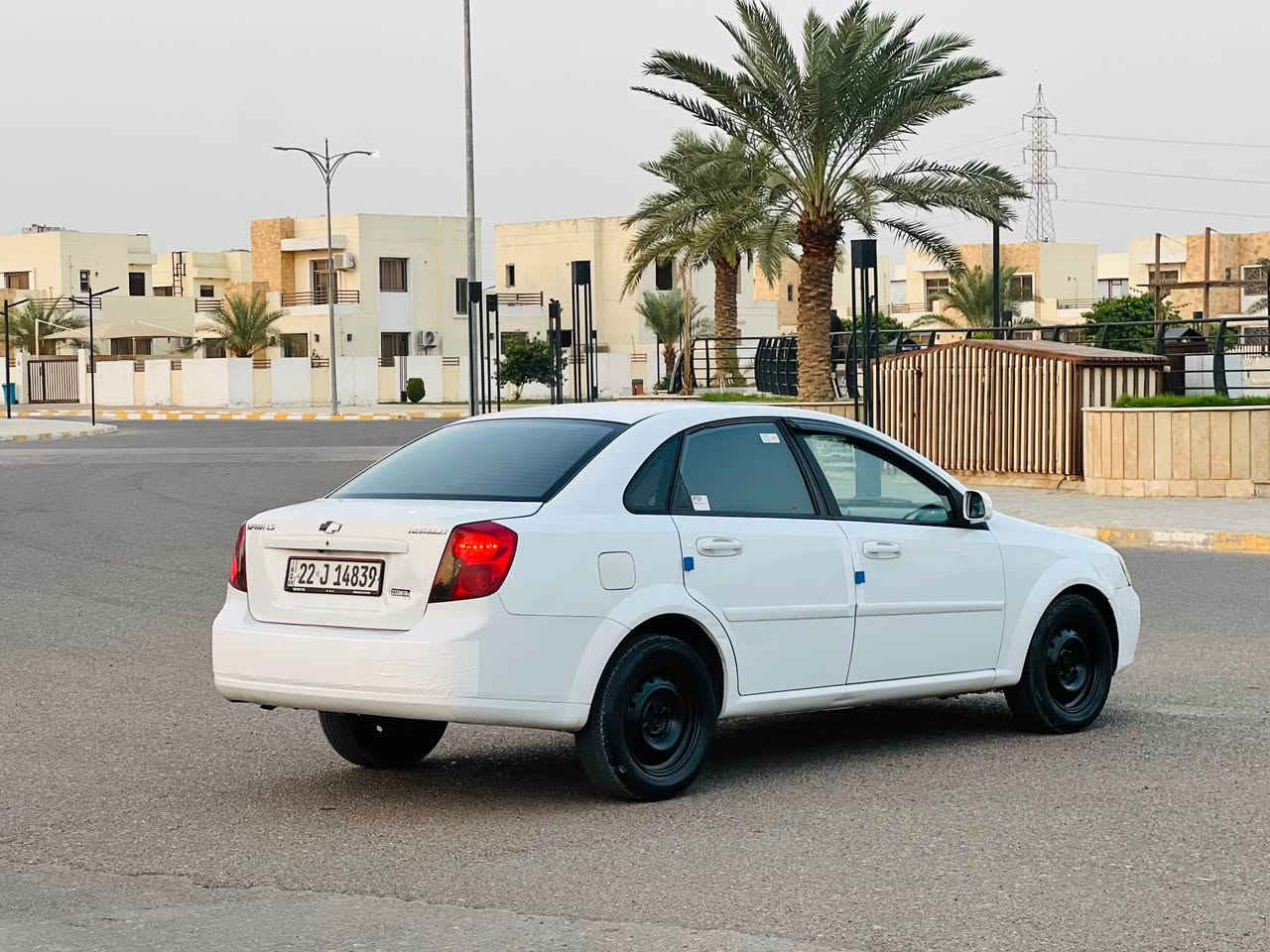 اوبترا ٢٠١٠ • ابيض ثلجي • رقم اربيل