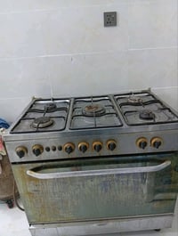 طباخ مستعمل • ٥عيون • نجف